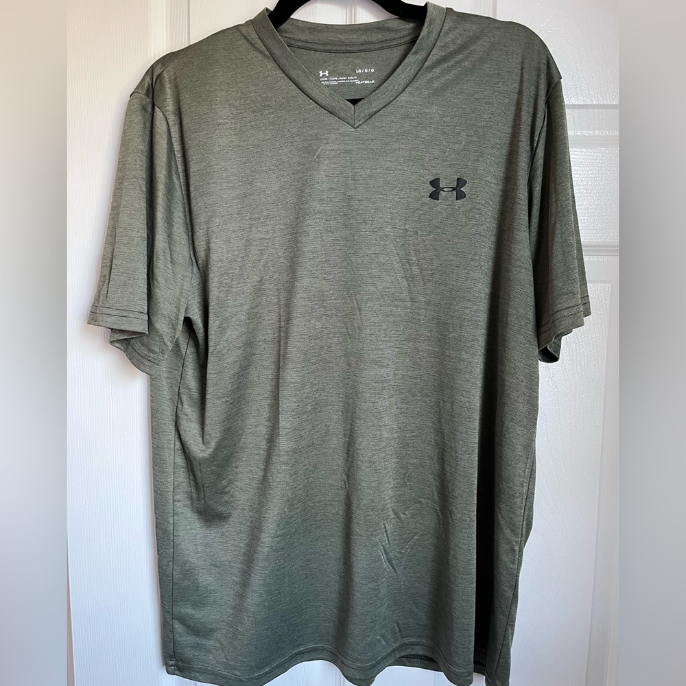 Under Armour heat gear shirt size large - Picture 1 of 2